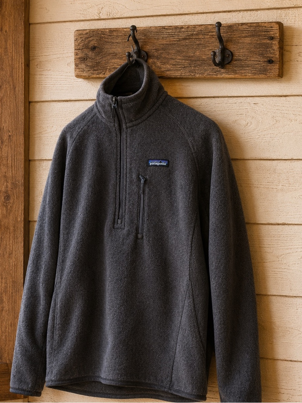 Patagonia Men's Dark brown Fleece Pullover